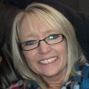 Meet your Posher, Deb